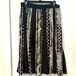 Black and White Patterned Women's Skirt